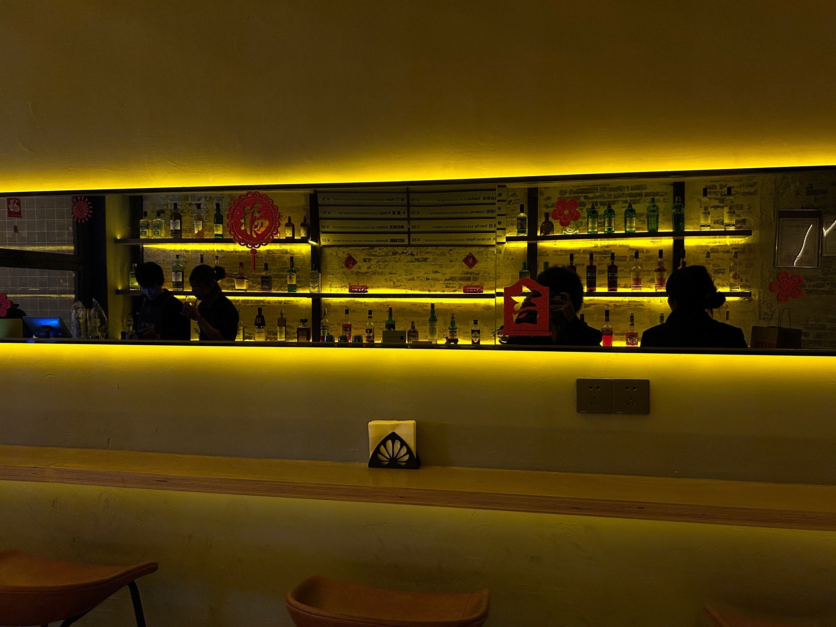 绥化商务KTV: 中低端魅力-肇东市ktv预订